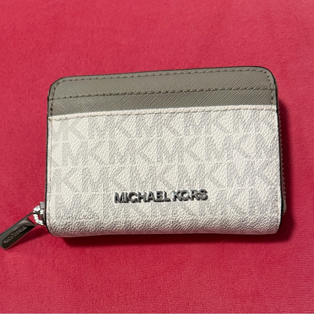 Michael Kors Two-Tone Card Holder - Picture 3 of 10